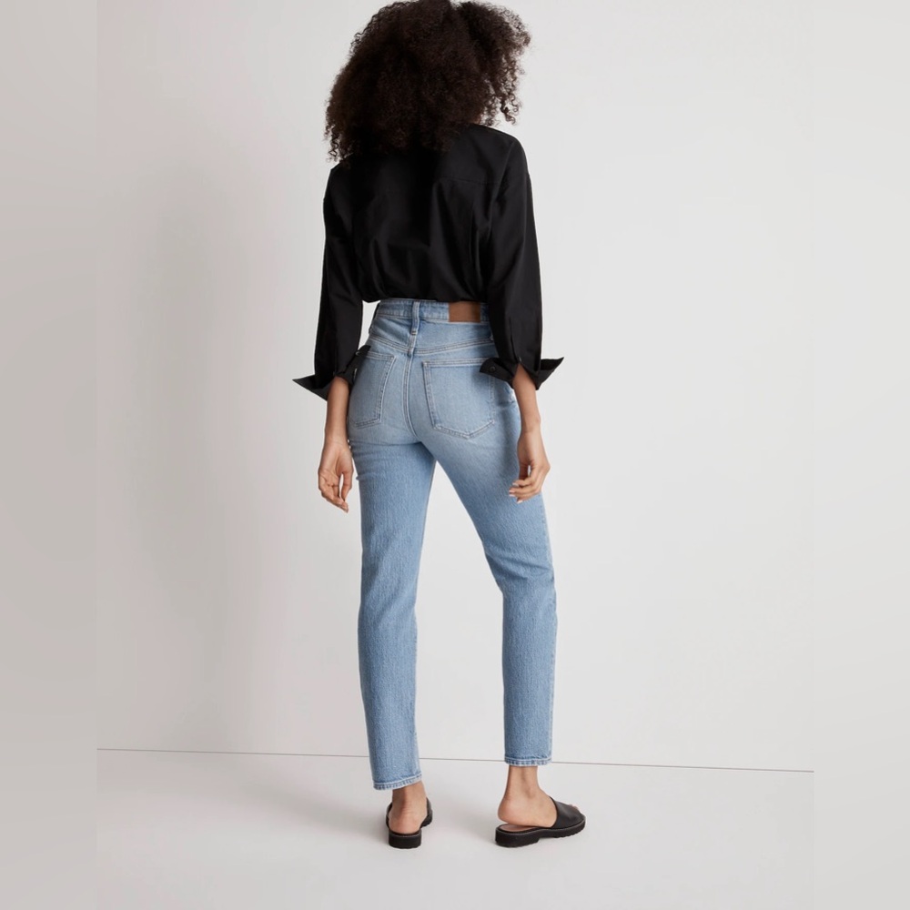 Madewell The Perfect Vintage Straight Leg Jeans - Picture 4 of 14